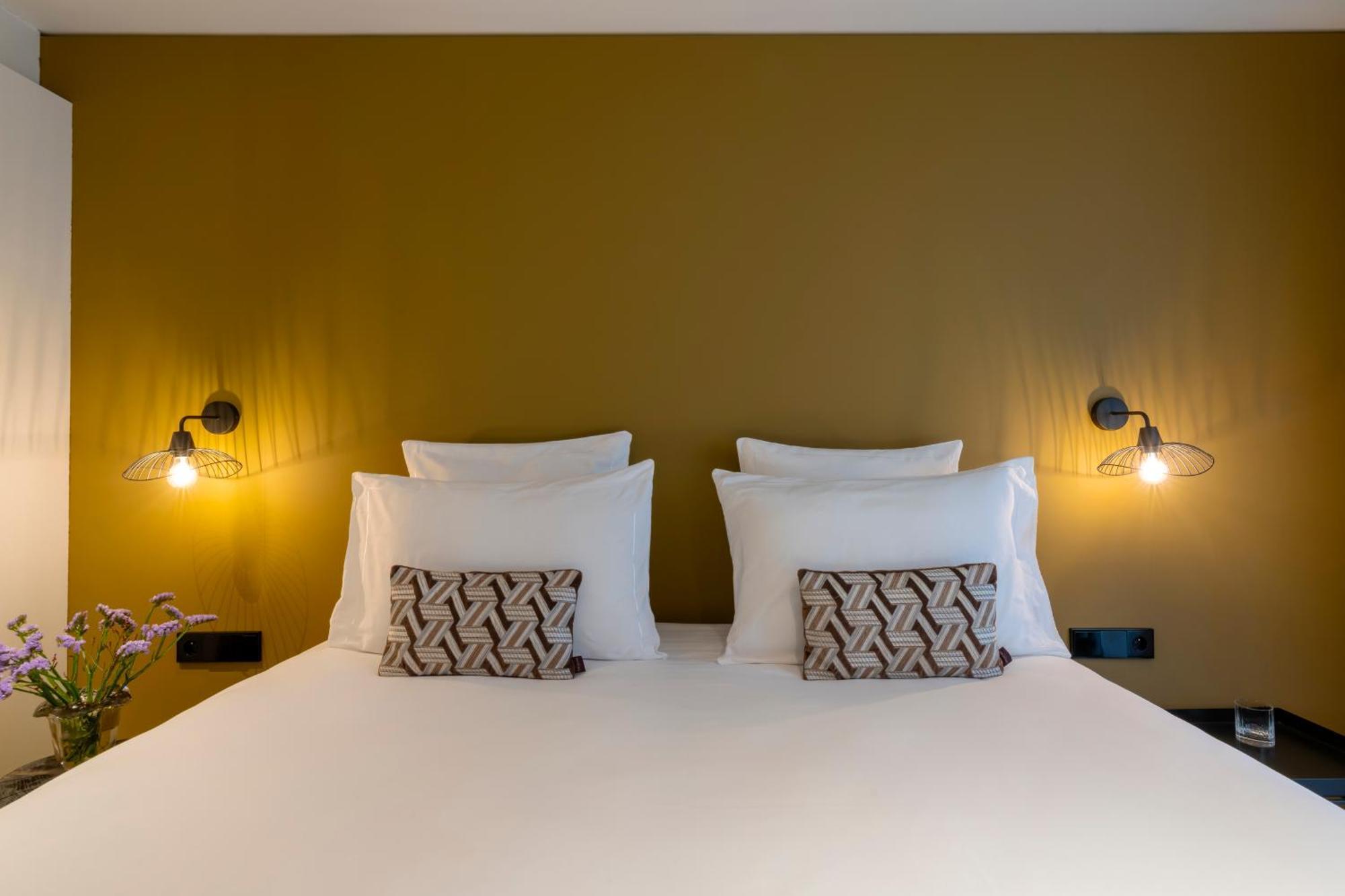 Superior Room,1437068299:JPEG